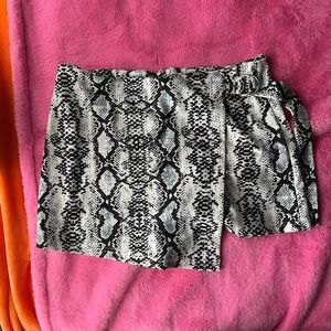 snakeskin printed skort